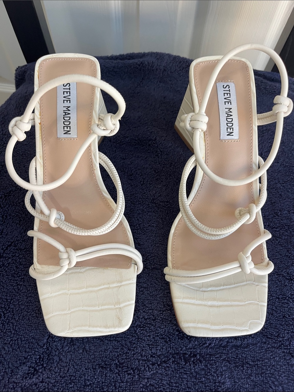 Steve Madden White Strappy Knot Sandals